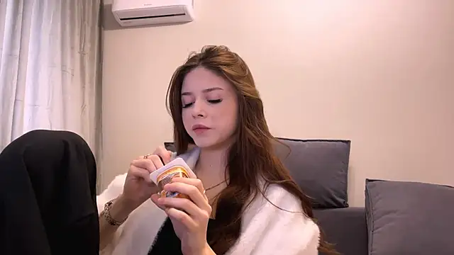 adelecloud online show from February 19, 2026, 8:33 am