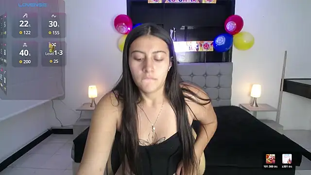 Snapshot of Sweett_liia_ chatting on June 24, 2026, 7:33 pm Sweett liia online show from June 24, 2026, 7:33 pm