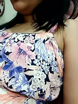 Cute-Manvi online show from April 15, 2026, 7:58 pm