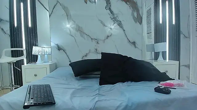 AzulMaveric online show from March 10, 2026, 8:46 pm