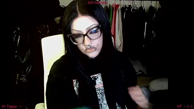 Snapshot of grindhouseho chatting on May 23, 2026, 4:22 am grindhouseho online show from May 23, 2026, 4:22 am