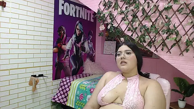 Snapshot of meilingg303av chatting on March 1, 2026, 7:14 pm meilingg303av online show from March 1, 2026, 7:14 pm