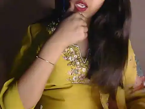 sassy slut 69 online show from May 13, 2026, 5:42 pm