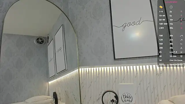 Snapshot of beautydoll18_ chatting on April 16, 2026, 10:16 am beautydoll18 online show from April 16, 2026, 10:16 am