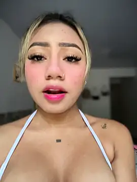 Dulce Sofi  online show from February 25, 2026, 6:08 pm