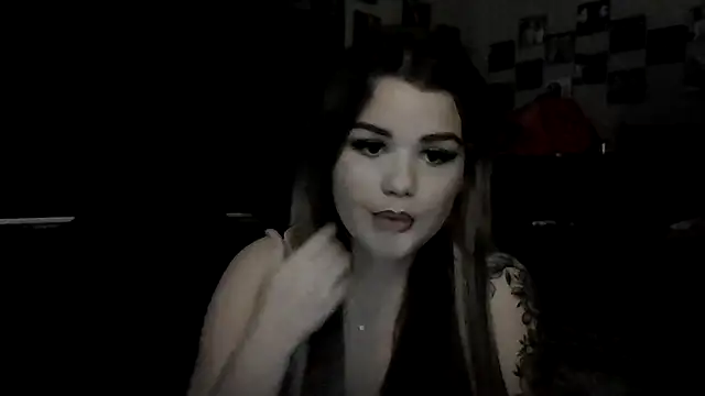 naughtysummer18 online show from March 1, 2026, 9:48 pm