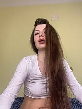 Cute Erika  online show from February 27, 2026, 12:16 pm