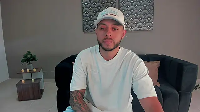 Snapshot of Daniel_kingx chatting on February 23, 2026, 11:44 am Daniel kingx online show from February 23, 2026, 11:44 am