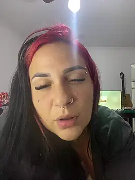 Snapshot of Luaprivadox chatting on March 1, 2026, 5:40 am Luaprivadox online show from March 1, 2026, 5:40 am