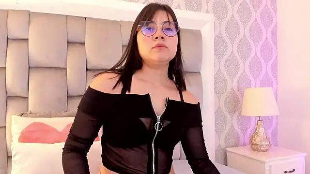 vero domplay online show from April 9, 2026, 3:19 am