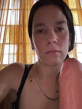 Snapshot of Melu12 chatting on April 15, 2026, 7:58 pm Melu12 online show from April 15, 2026, 7:58 pm