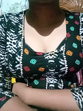 Snapshot of BreezySexyGirl69 chatting on July 5, 2026, 12:45 pm BreezySexyGirl69 online show from July 5, 2026, 12:45 pm