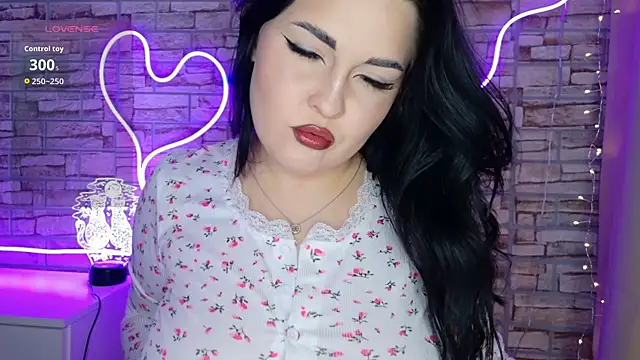 Snapshot of SableGoddess_ chatting on April 14, 2026, 8:47 pm SableGoddess online show from April 14, 2026, 8:47 pm