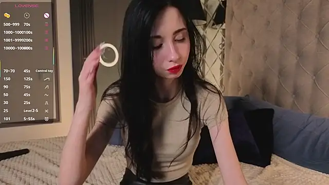 Snapshot of MiguelinaRasmuson chatting on March 12, 2026, 11:14 am MiguelinaRasmuson online show from March 12, 2026, 11:14 am