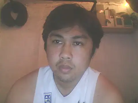 Snapshot of mattyxXxthirdy chatting on February 18, 2026, 8:33 am mattyxXxthirdy online show from February 18, 2026, 8:33 am