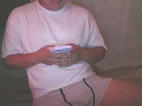 Snapshot of mattyxXxthirdy chatting on March 29, 2026, 4:14 am mattyxXxthirdy online show from March 29, 2026, 4:14 am