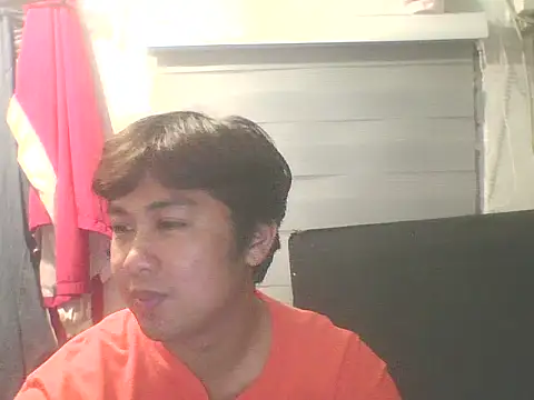 Snapshot of mattyxXxthirdy chatting on February 21, 2026, 12:40 pm mattyxXxthirdy online show from February 21, 2026, 12:40 pm