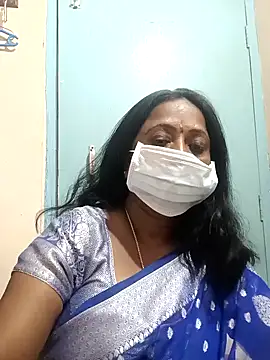 Snapshot of Raagini-Devi chatting on March 18, 2026, 4:19 pm Raagini-Devi online show from March 18, 2026, 4:19 pm