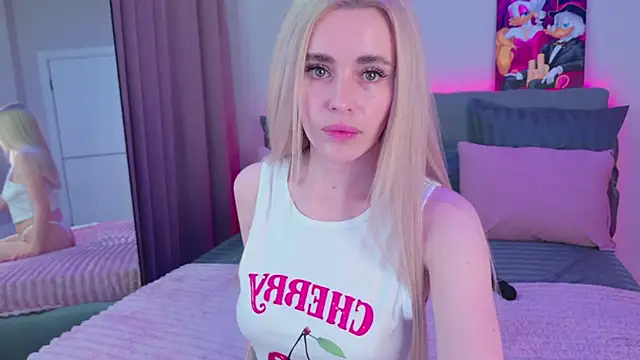 Snapshot of Rossy_X chatting on May 27, 2026, 1:57 am Rossy X online show from May 27, 2026, 1:57 am