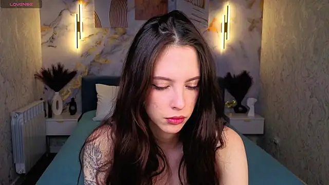 elise robbie online show from March 19, 2026, 1:05 am