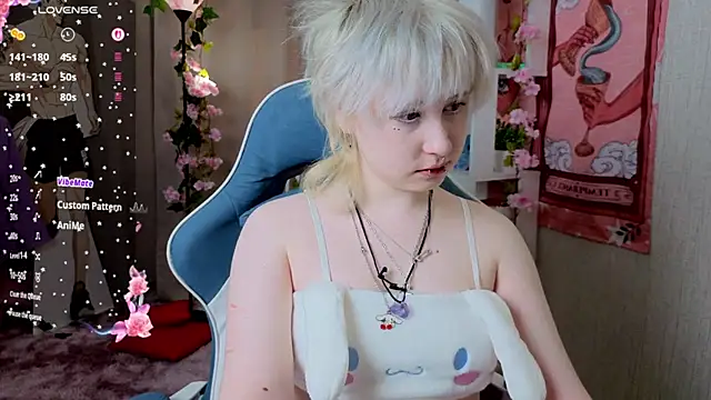 May leaf online show from March 1, 2026, 5:40 am