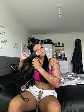 Destinylovex online show from July 6, 2026, 7:05 pm