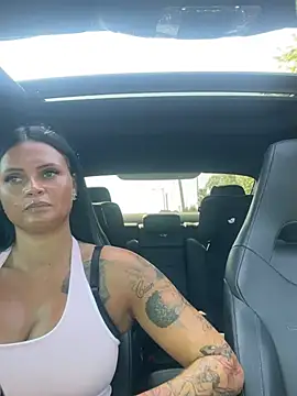 Destinylovex online show from July 9, 2026, 8:37 am