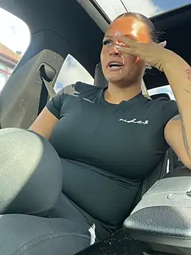 Destinylovex online show from July 1, 2026, 7:52 am