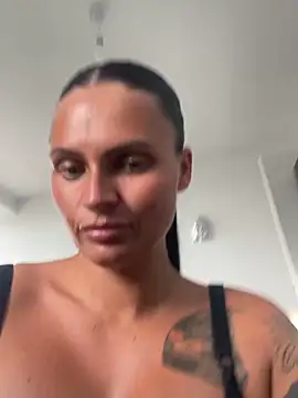 Destinylovex online show from June 21, 2026, 6:25 pm