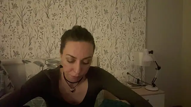 SarahStevens online show from April 5, 2026, 4:02 pm