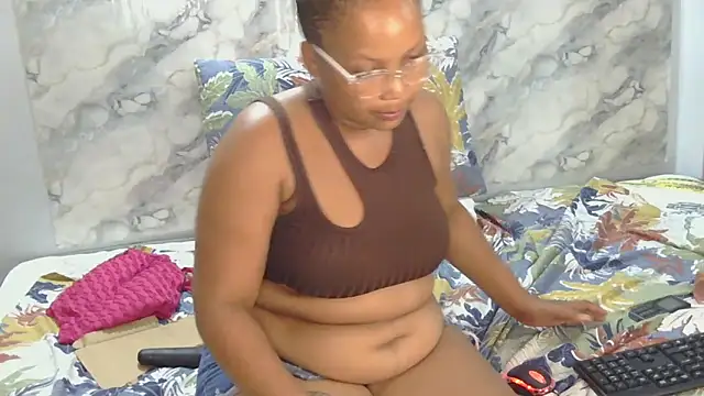 CaramelHotGirl online show from March 6, 2026, 6:47 pm