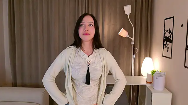 PhantommLadyy online show from April 27, 2026, 7:34 pm