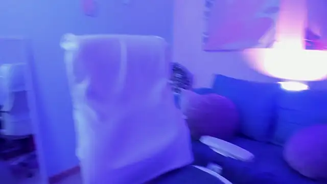 Snapshot of Ivonne_4 chatting on April 3, 2026, 12:55 pm Ivonne 4 online show from April 3, 2026, 12:55 pm