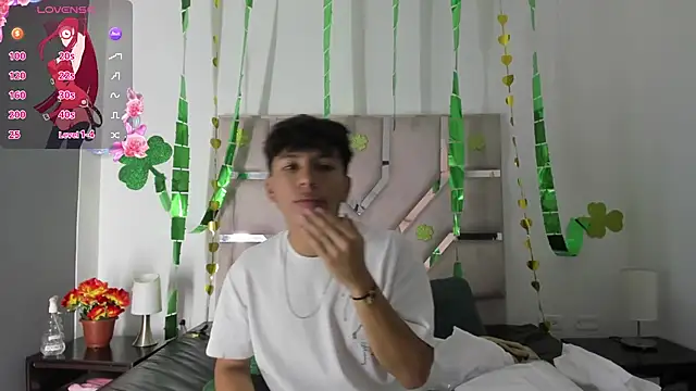 Angel Lux online show from March 2, 2026, 7:10 pm