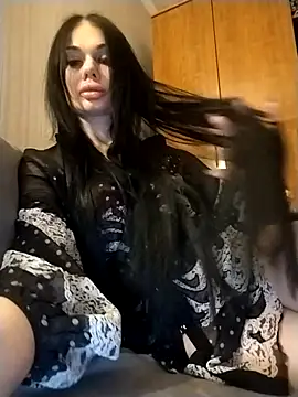 Snapshot of evavibe_ chatting on February 23, 2026, 8:31 pm evavibe online show from February 23, 2026, 8:31 pm