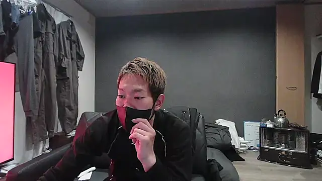 Snapshot of ryuaaaaa chatting on March 8, 2026, 5:38 pm ryuaaaaa online show from March 8, 2026, 5:38 pm
