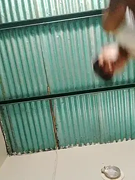 blackhot22c online show from February 26, 2026, 6:52 pm