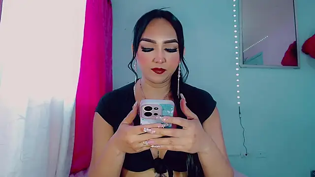 Snapshot of DeboraGill chatting on July 9, 2026, 9:14 pm DeboraGill online show from July 9, 2026, 9:14 pm