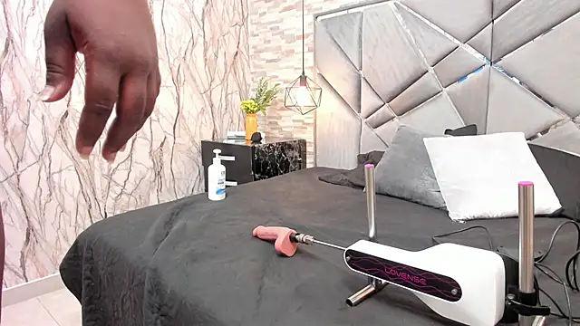 LexyDrip online show from February 22, 2026, 8:43 pm