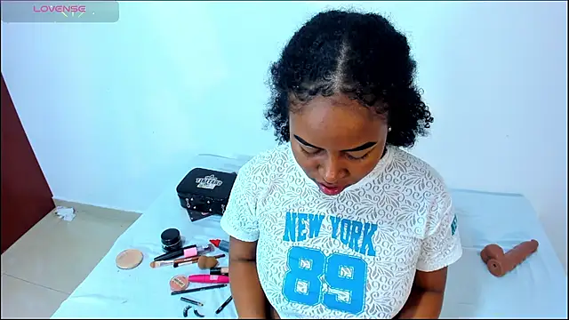 Snapshot of TAYRA_CASTLE chatting on July 28, 2026, 8:52 pm TAYRA CASTLE online show from July 28, 2026, 8:52 pm