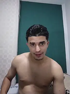 Snapshot of SebastianSkyler chatting on April 10, 2026, 11:39 am SebastianSkyler online show from April 10, 2026, 11:39 am