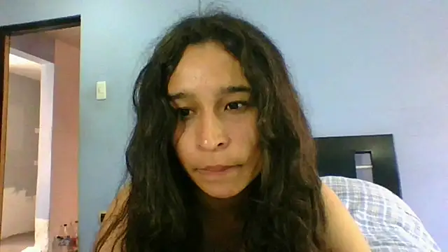 scarlettscottx  online show from June 29, 2026, 7:35 pm