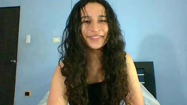 scarlettscottx  online show from July 3, 2026, 3:24 am