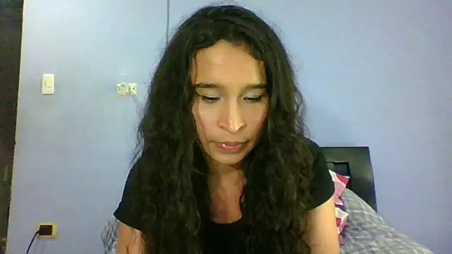 scarlettscottx  online show from June 21, 2026, 11:54 pm