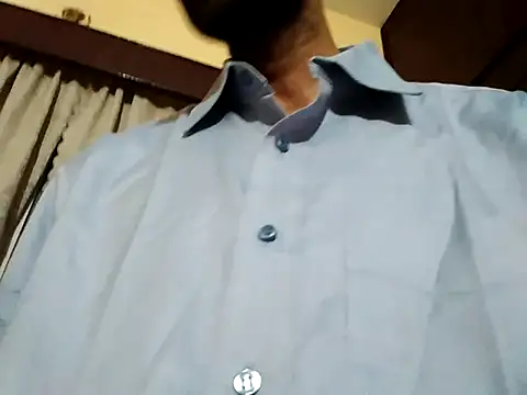 Snapshot of sub_slave_indi chatting on November 7, 2025, 1:04 pm sub slave indi online show from November 7, 2025, 1:04 pm