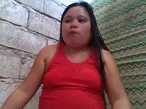 Snapshot of sweetlyn31 chatting on March 9, 2026, 7:45 am sweetlyn31 online show from March 9, 2026, 7:45 am