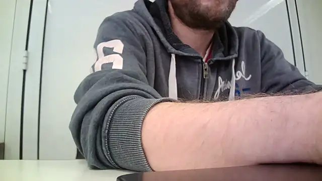 truble78 online show from April 9, 2026, 9:26 am