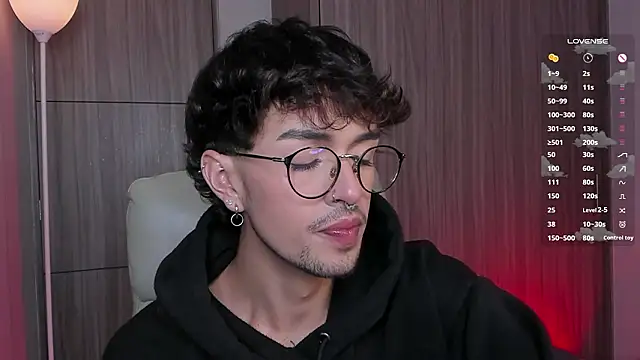 Snapshot of sr_sprinkles chatting on February 21, 2026, 11:07 pm sr sprinkles online show from February 21, 2026, 11:07 pm