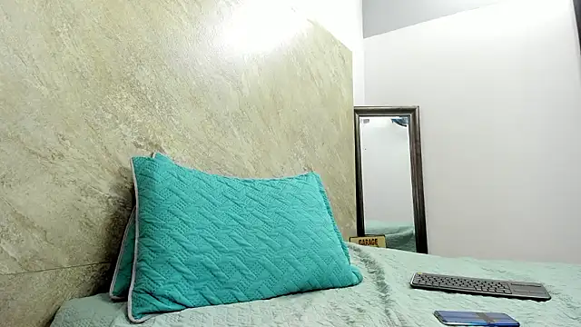 Mick-lollipop online show from March 4, 2026, 7:32 pm