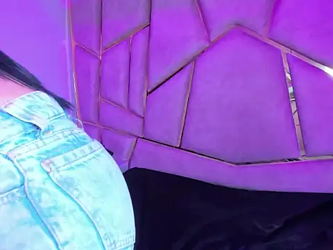 Snapshot of Blue_Vely chatting on February 19, 2026, 4:15 pm Blue Vely online show from February 19, 2026, 4:15 pm